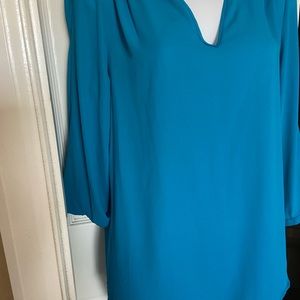 Women’s top size 6
